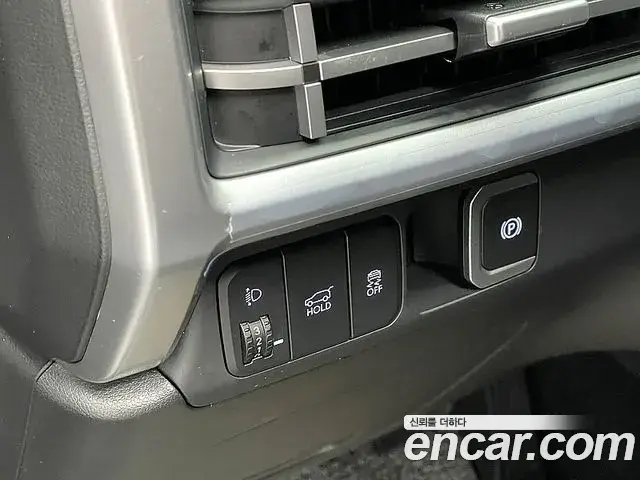 Hyundai Santa Fe 2023 — Фото 19/20