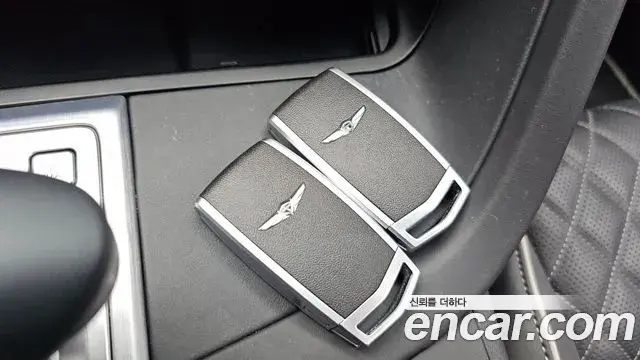 Genesis G70 2019 — Photo 5/35
