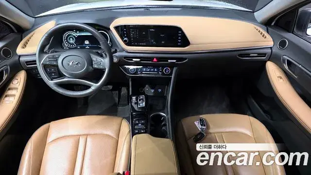Hyundai Sonata 2019 — Фото 7/20