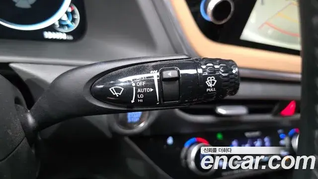 Hyundai Sonata 2019 — Фото 19/20