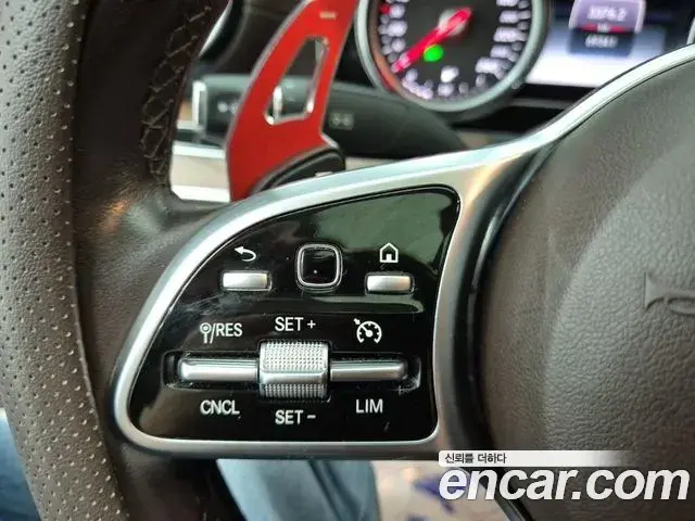 Mercedes-Benz E-Class 2019 — Фото 16/18