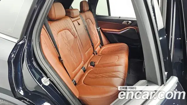 BMW X5 2021 — Фото 11/20