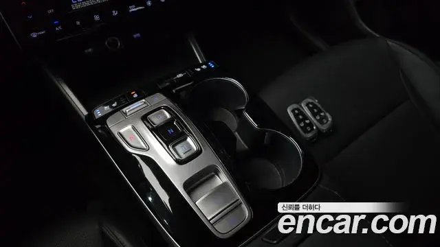 Hyundai The New Tucson 2022 — Фото 9/20
