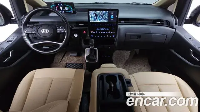 Hyundai Staria 2025 — Фото 7/20