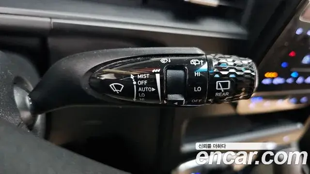 Hyundai Staria 2025 — Фото 19/20
