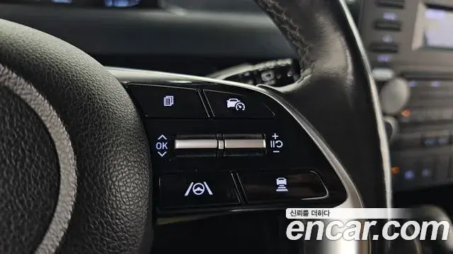 Hyundai Staria 2022 — ფოტო 12/33