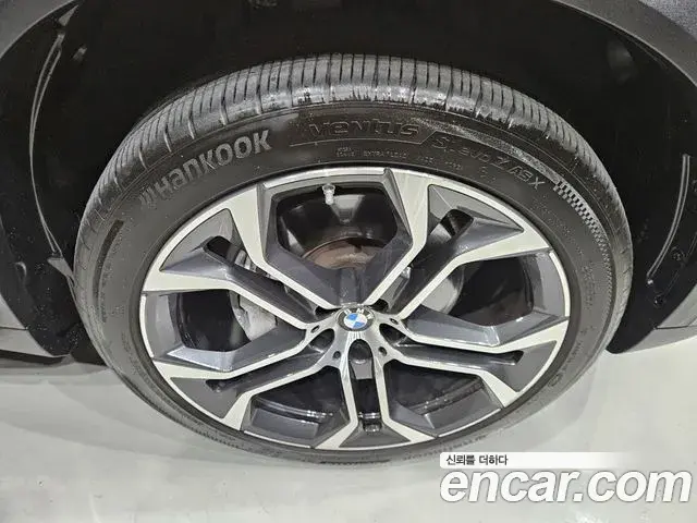 BMW X5 2022 — Фото 4/20
