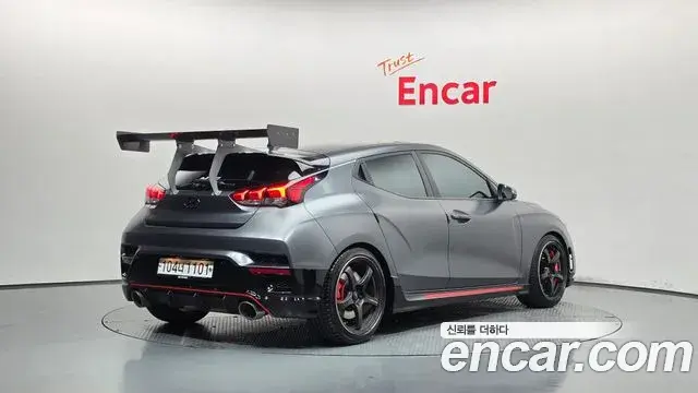 Hyundai Veloster 2020 — Фото 1/20