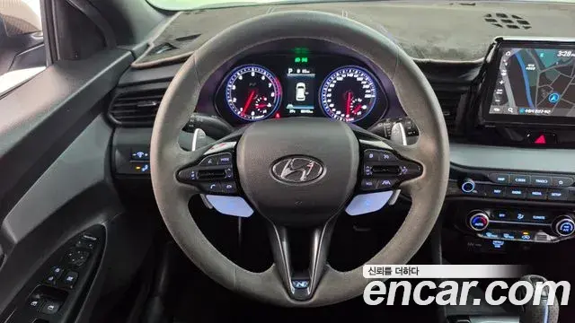 Hyundai Veloster 2020 — Фото 15/20