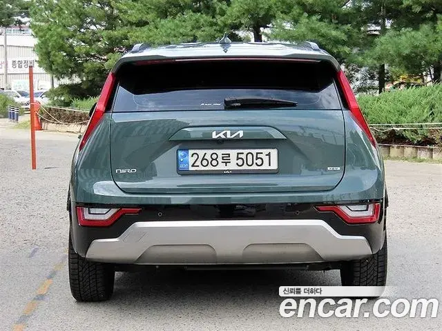 Kia Niro 2022 — Фото 4/20