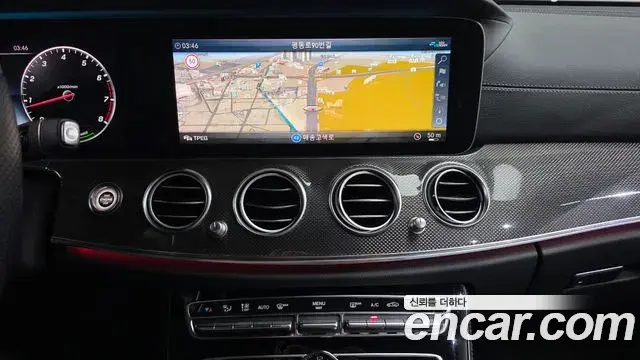 Mercedes-Benz E-Class 2020 — Фото 14/20
