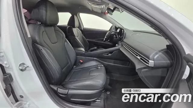 Hyundai Avante 2020 — Фото 10/20