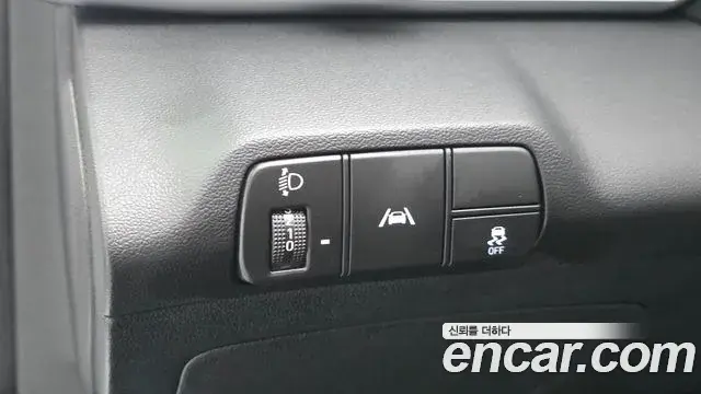 Hyundai Avante 2020 — Фото 13/20