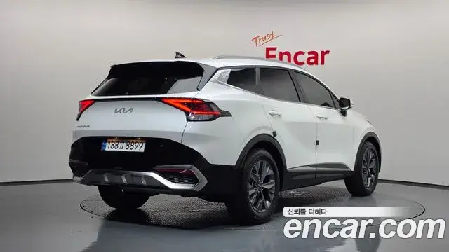 Kia Sportage 2023 — Şəkil 34/35