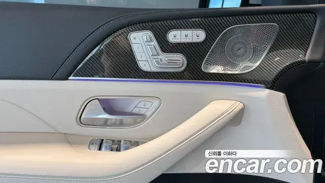 Mercedes-Benz GLE-Class 2026 — Фото 18/20