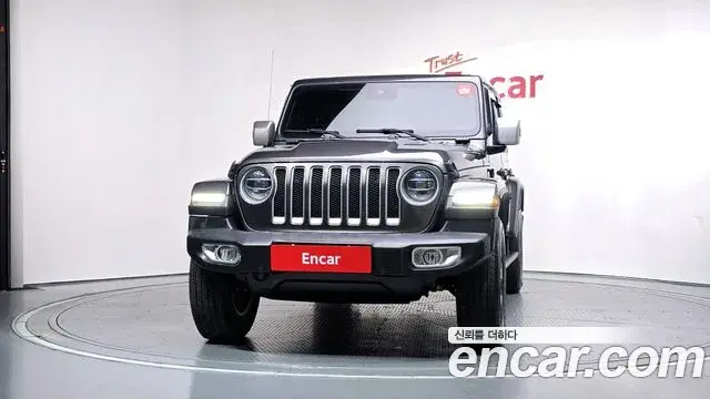 Jeep Wrangler 2020 — Фото 3/20