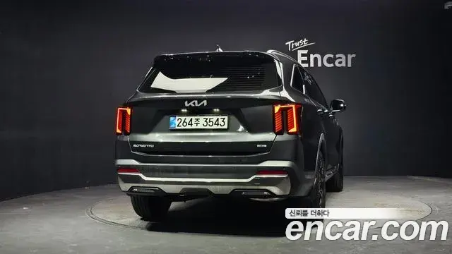 Kia Sorento 2025 — Photo 18/20