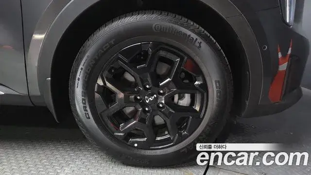 Kia Sorento 2025 — Photo 1/20