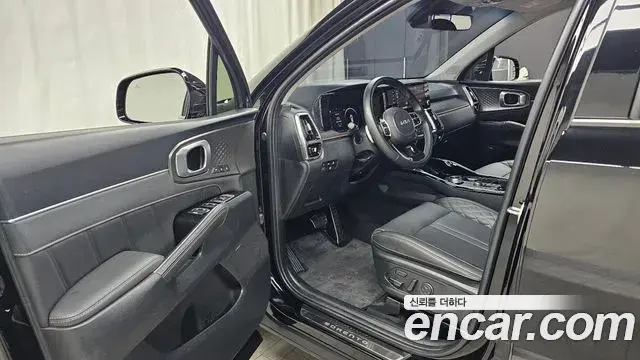 Kia Sorento 2023 — Фото 10/20