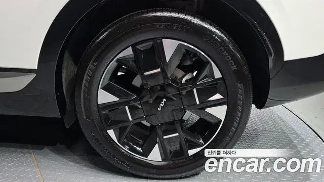 Kia Sportage 2025 — Şəkil 6/31