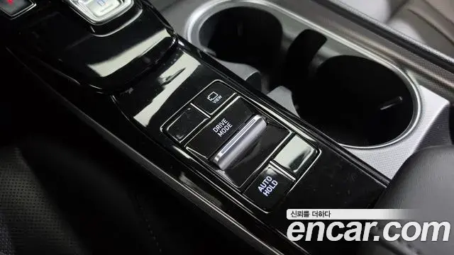 Hyundai Sonata 2022 — Фото 9/20