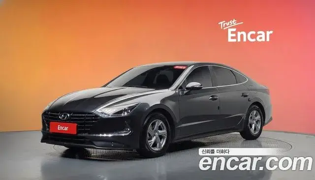 Hyundai Sonata 2022 — Фото 1/20