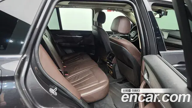 BMW X5 2018 — Фото 12/20
