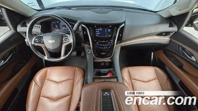 Cadillac Escalade 2019 — Photo 17/20