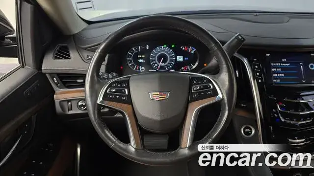 Cadillac Escalade 2019 — Photo 20/20