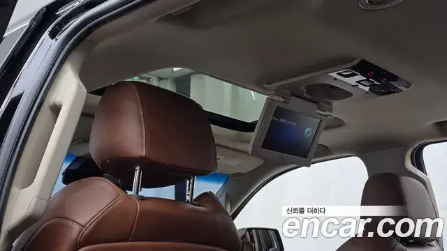 Cadillac Escalade 2019 — Photo 11/20
