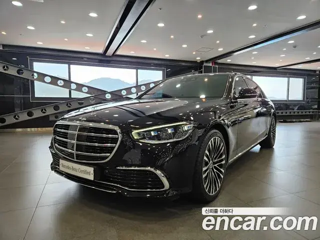 Mercedes-Benz S-Class 2023 — Фото 17/17