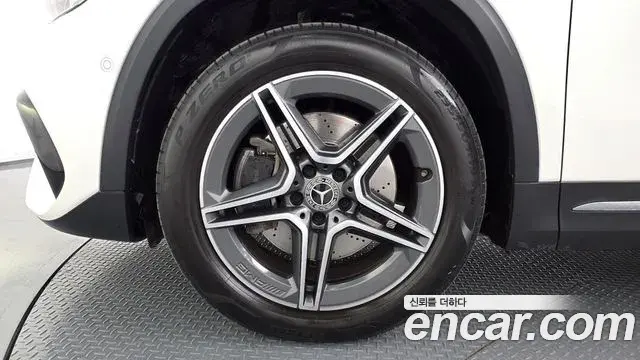 Mercedes-Benz GLA-Class 2020 — Фото 5/20