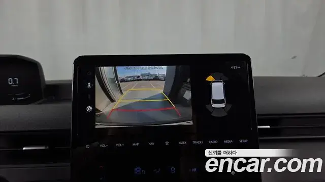 Hyundai Staria 2025 — Photo 6/30