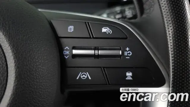 Hyundai Staria 2025 — Photo 18/30