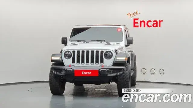 Jeep Wrangler 2020 — Фото 2/20