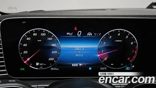 Mercedes-Benz GLE-Class 2023 — Фото 6/20