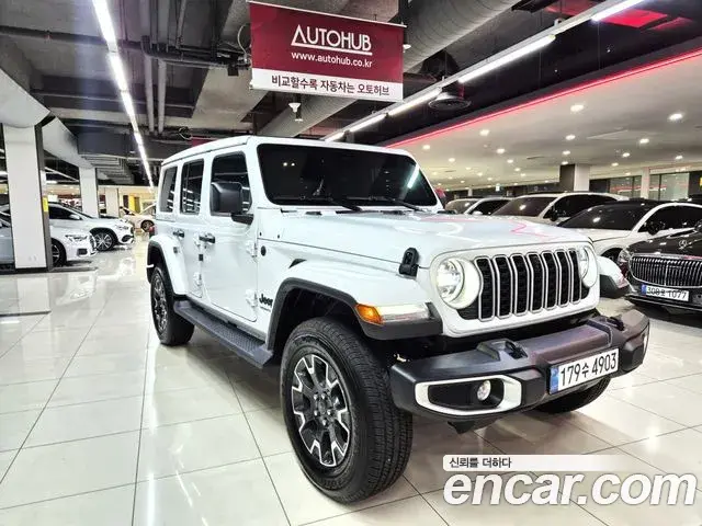 Jeep Wrangler 2025 — Фото 2/18