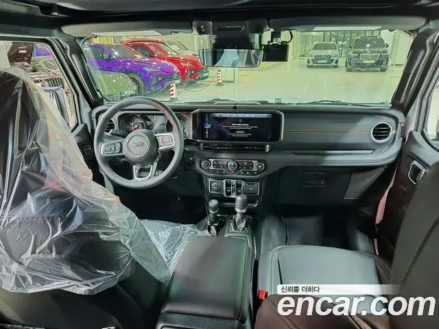 Jeep Wrangler 2025 — Фото 10/18