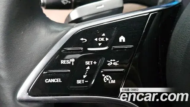 Mercedes-Benz E-Class 2021 — Фото 18/20