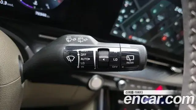Kia Carnival 2022 — Фото 17/20