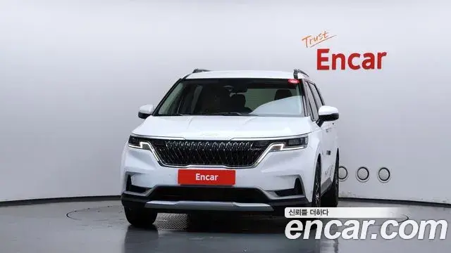 Kia Carnival 2023 — Şəkil 14/20