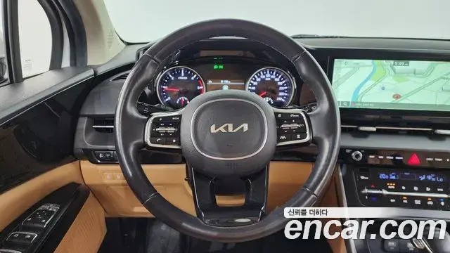 Kia Carnival 2023 — Şəkil 12/20