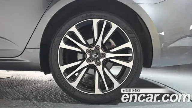Renault Samsung SM6 2021 — Şəkil 10/40