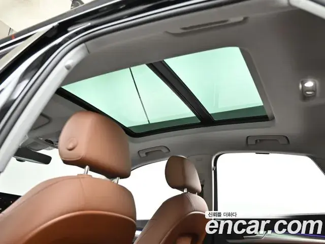 Audi Q5 2023 — Фото 18/20
