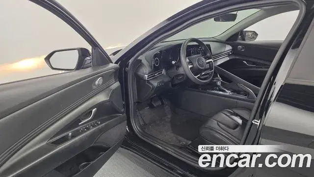 Hyundai Avante 2021 — Фото 10/20