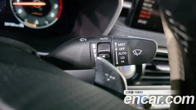 Genesis G70 2021 — ფოტო 24/33