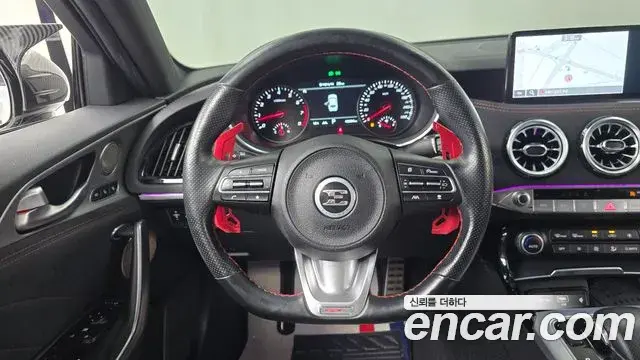 Kia Stinger Meister 2020 — ფოტო 21/34