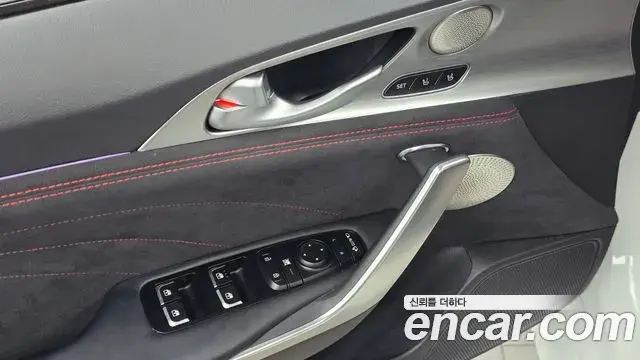 Kia Stinger Meister 2020 — ფოტო 29/34