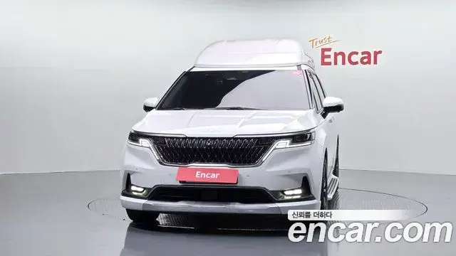 Kia Carnival 2022 — Фото 3/20