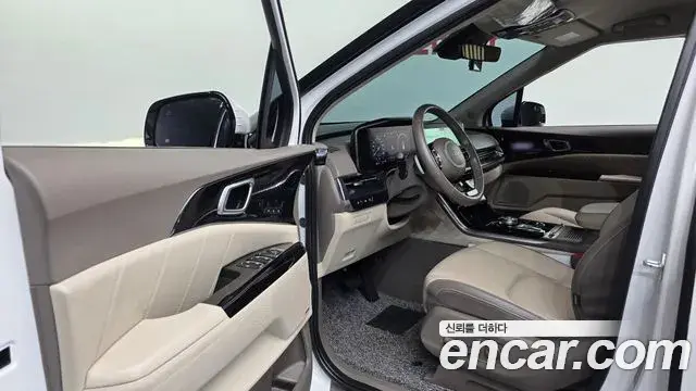 Kia Carnival 2022 — Фото 10/20